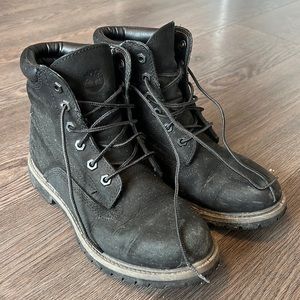 Women’s Timberland Black Size 7.5 Boots in Great Condition